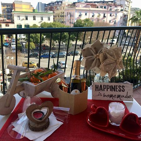 Holiday Garibaldi Napoli Bed and Breakfast Exterior foto