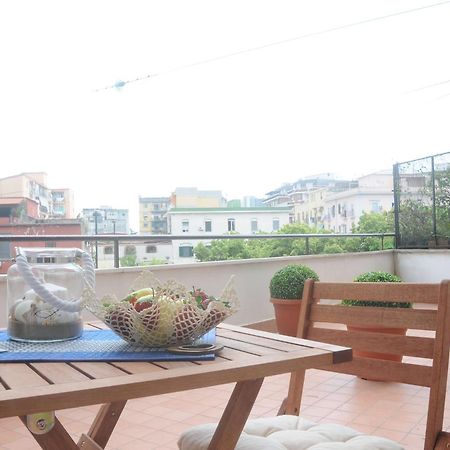 Holiday Garibaldi Napoli Bed and Breakfast Exterior foto
