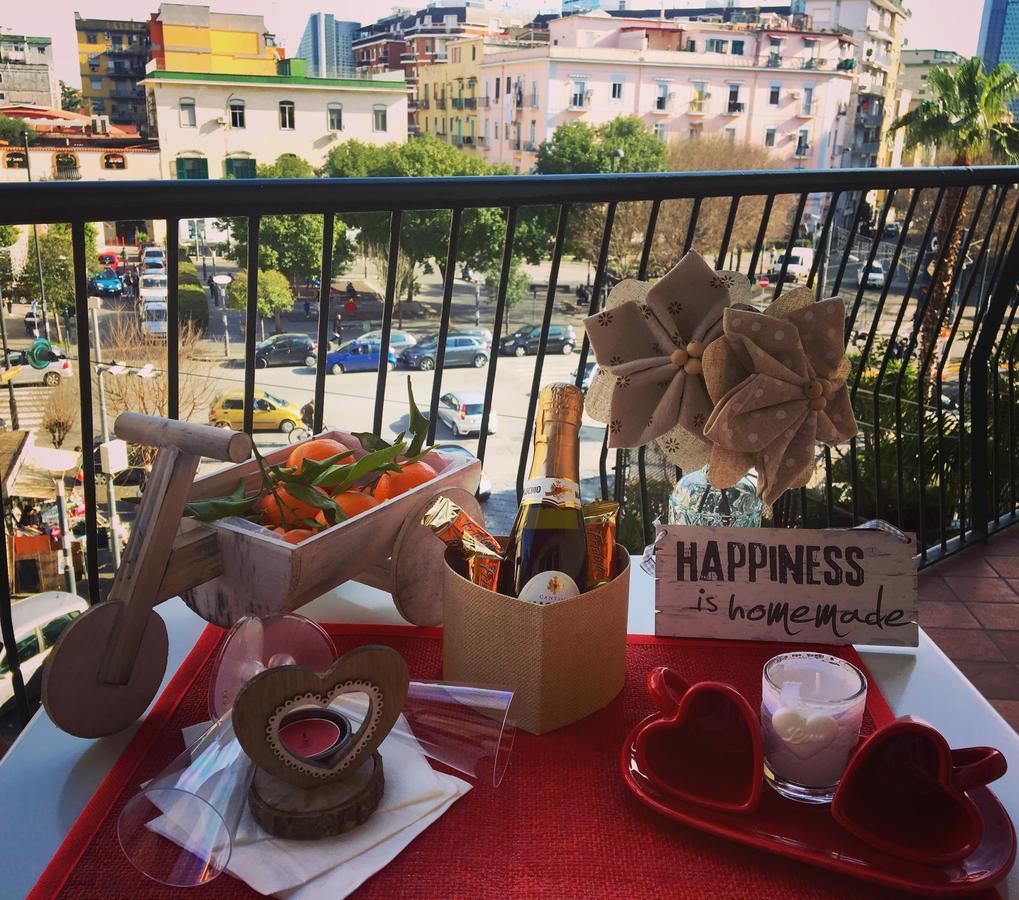 Holiday Garibaldi Napoli Bed and Breakfast Exterior foto