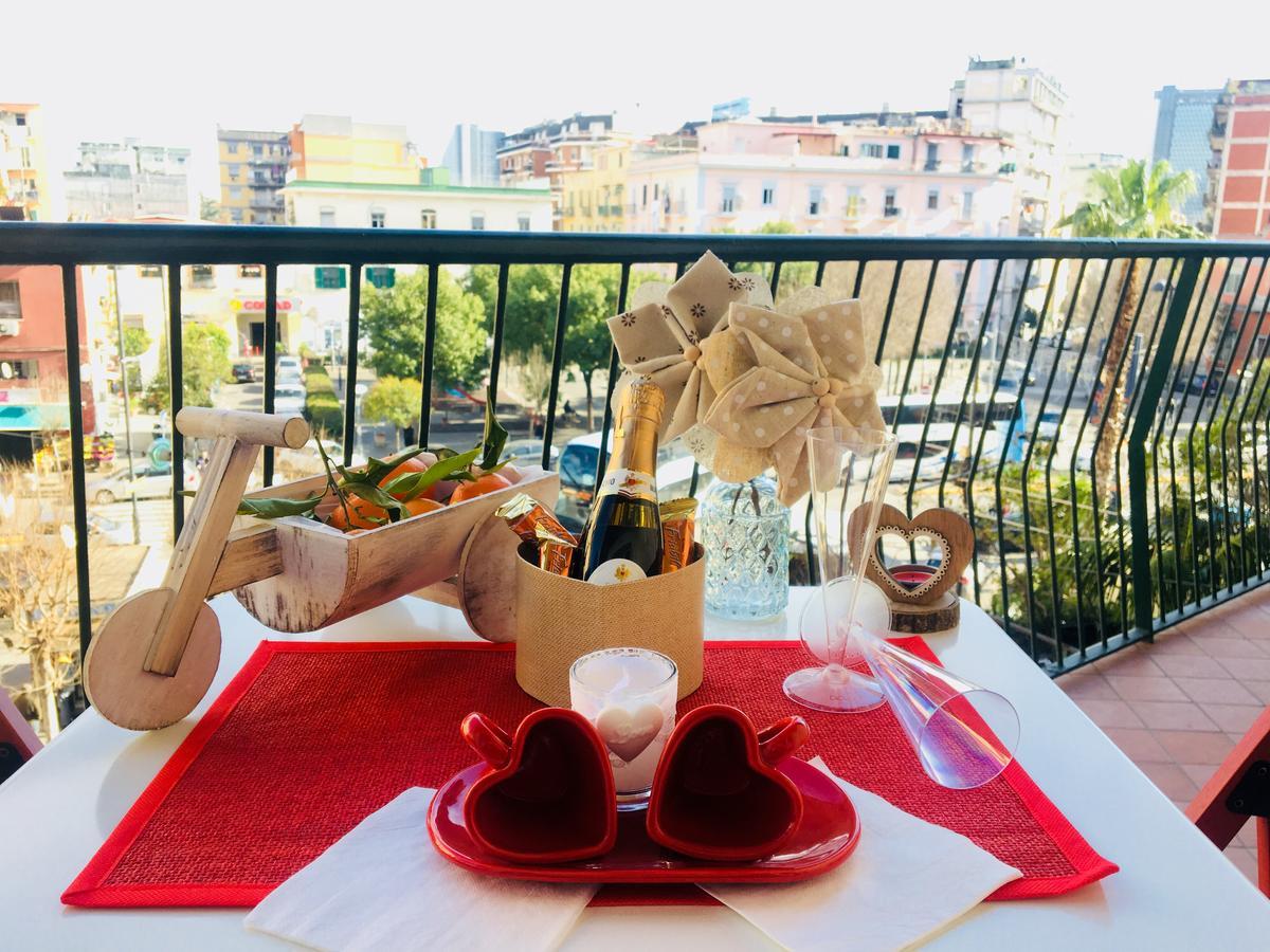 Holiday Garibaldi Napoli Bed and Breakfast Exterior foto