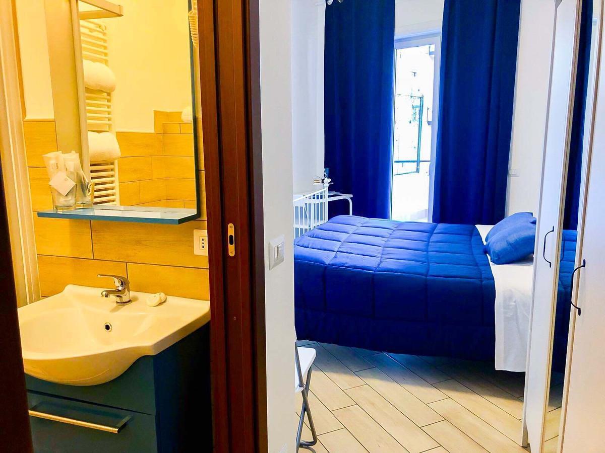 Holiday Garibaldi Napoli Bed and Breakfast Exterior foto